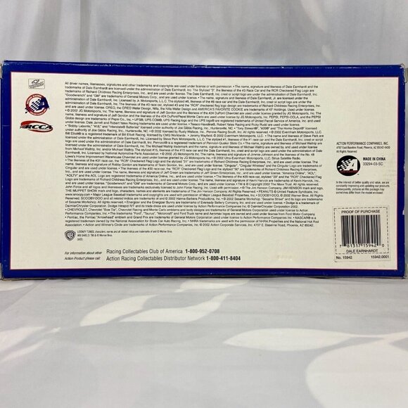 Winner's Circle NASCAR Dale Earnhardt #3 Goodwrench GM Peter Max 1:18 Car 2002 - Picture 12 of 12